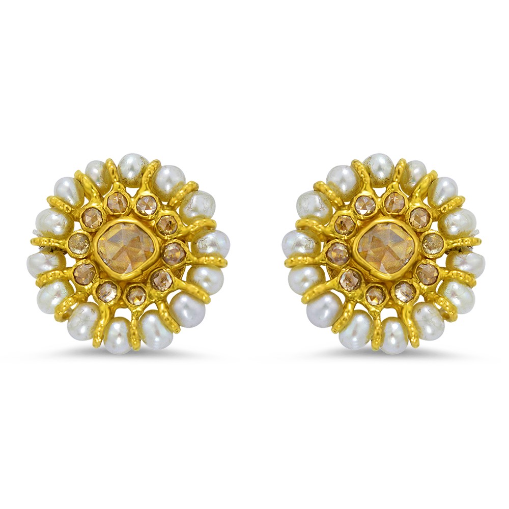 perlita-villandi-diamond-earrings